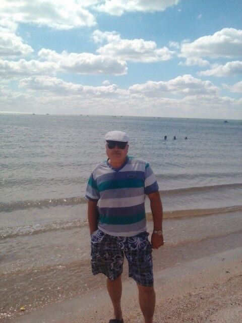  ,   Vikoc, 54 ,   