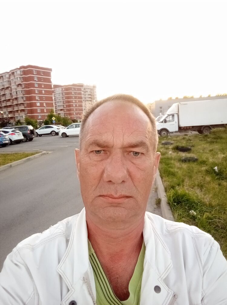  43045838  , 55 ,    