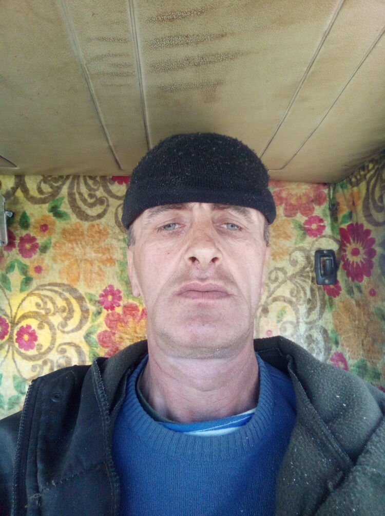  28134488  , 53 ,    