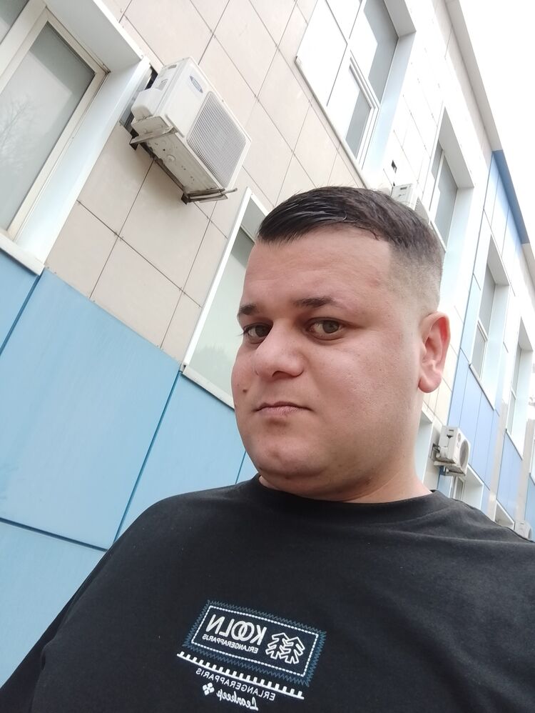  52374358  , 37 ,    