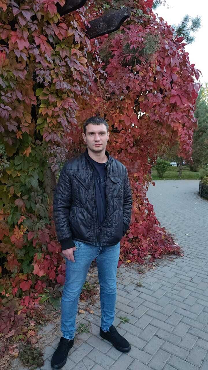  53868718  IVAN, 28 ,    