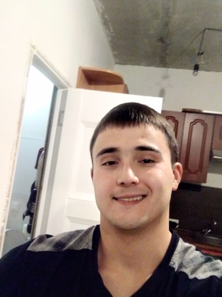  39485638  , 23 ,    