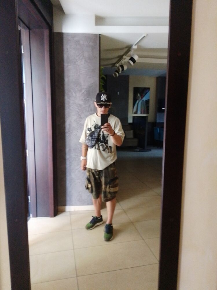  44766238  Sinner, 41 ,    