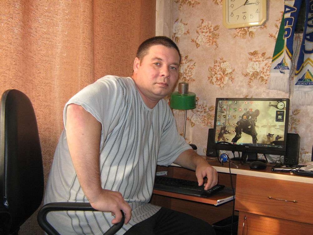  8094658  Marat, 52 ,    