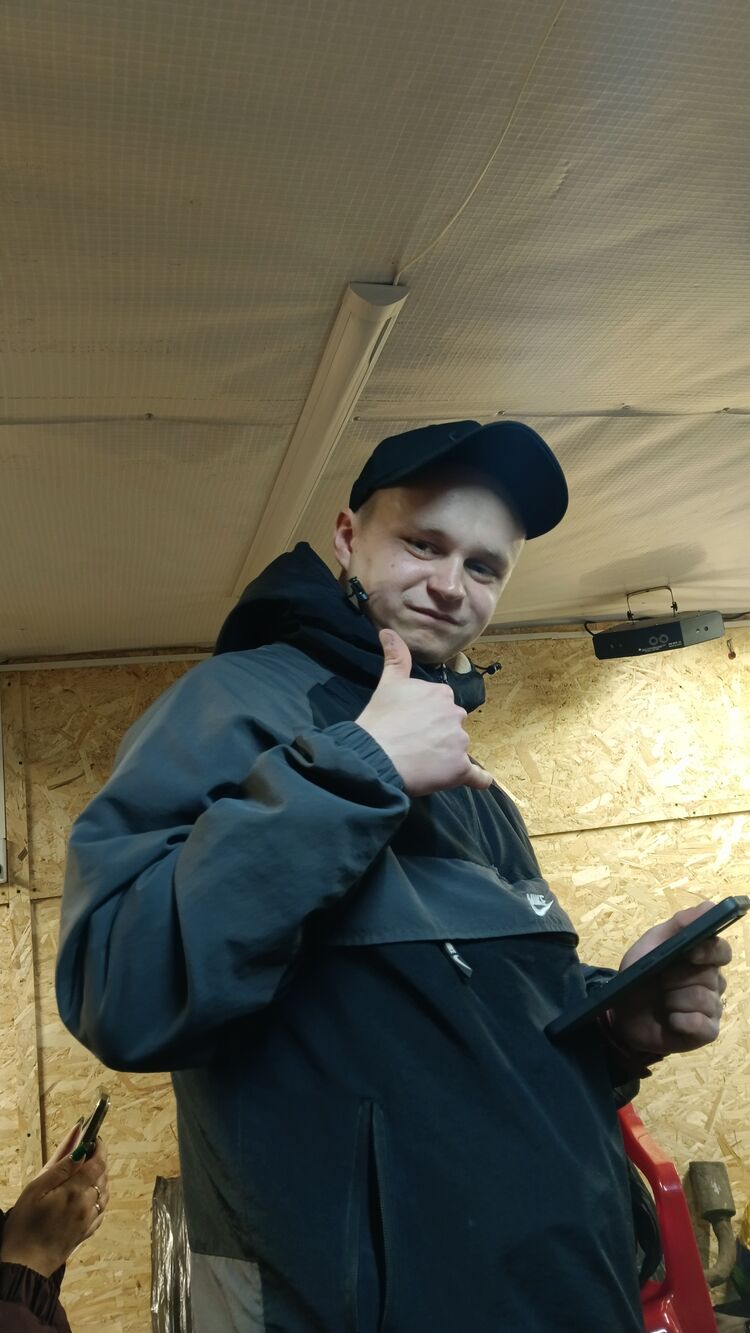  51136818  , 27 ,    -