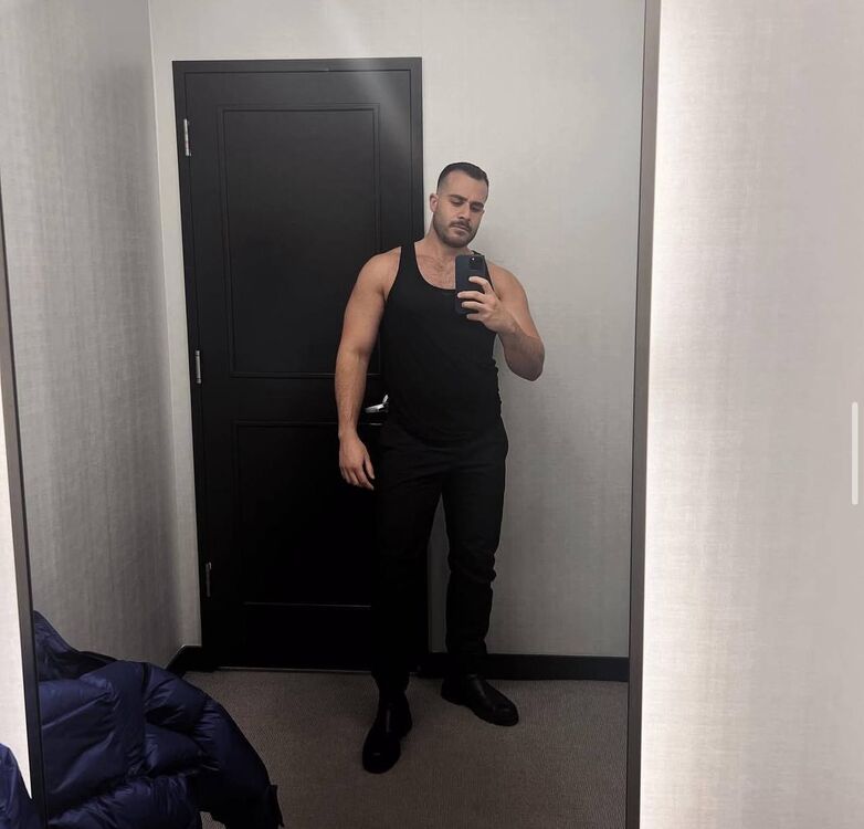  53884918  , 35 ,    -