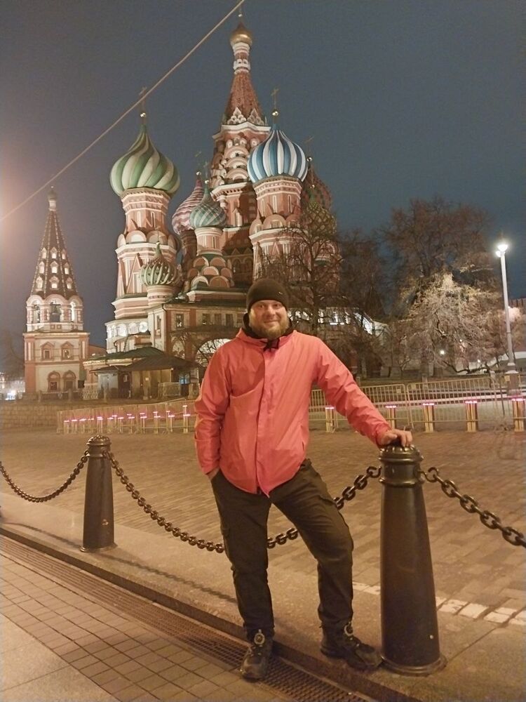  ,   Alex, 41 ,   ,   