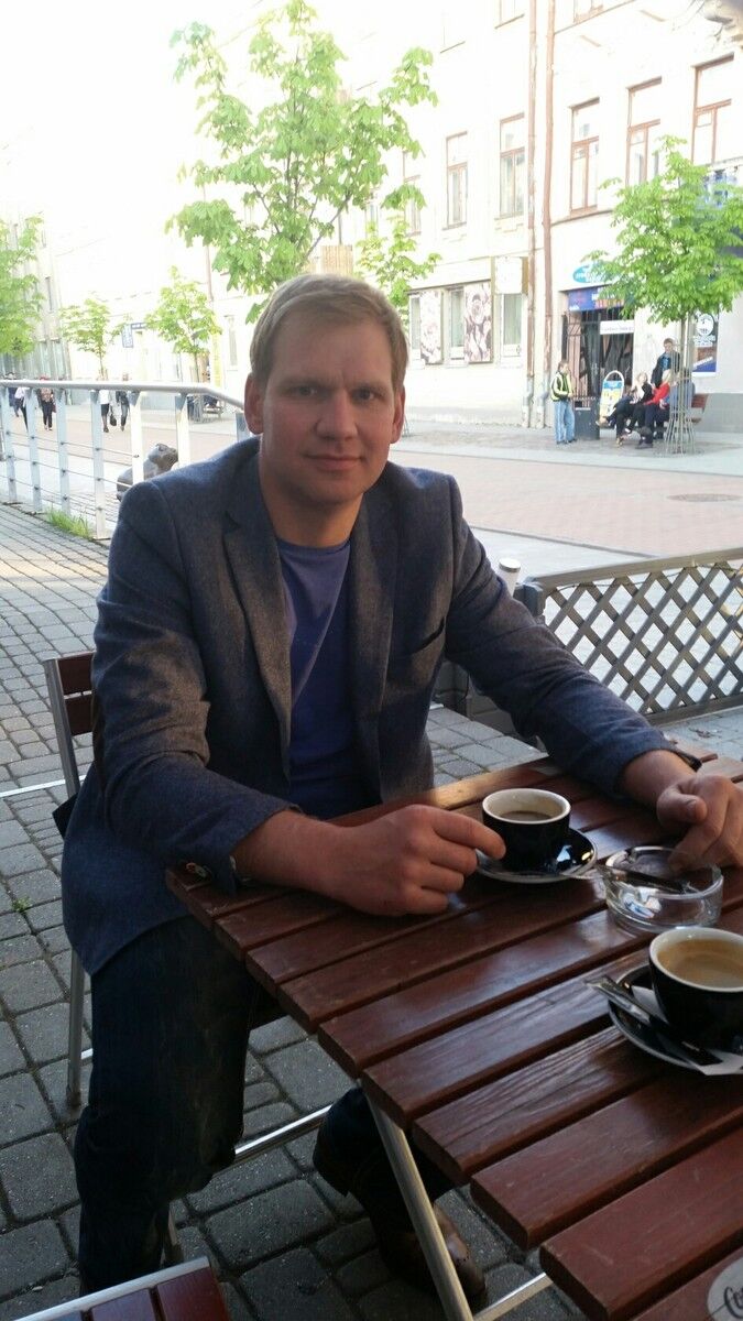  ,   Mihail, 46 ,   ,   , c 