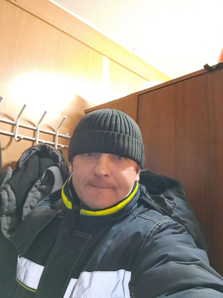  ,   Maxim, 38 ,   ,   