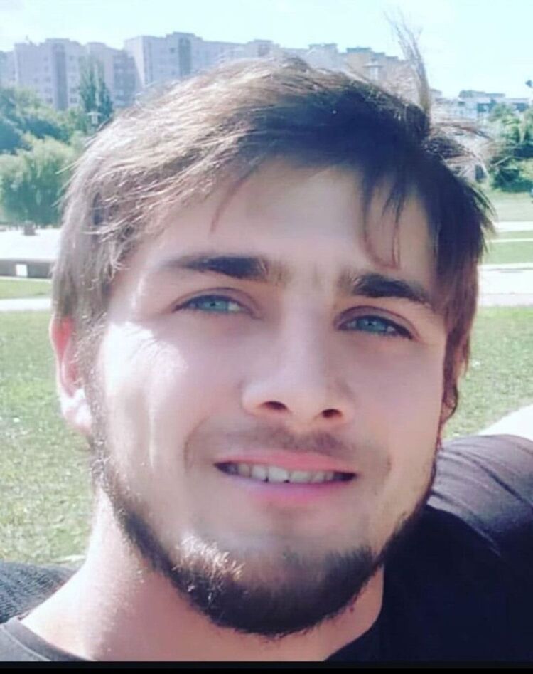  53592408  Amir, 31 ,    