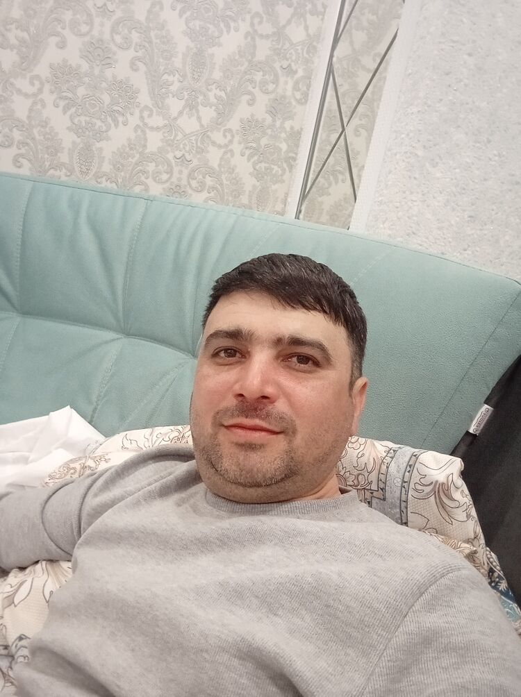  34848518  Zahar, 39 ,    