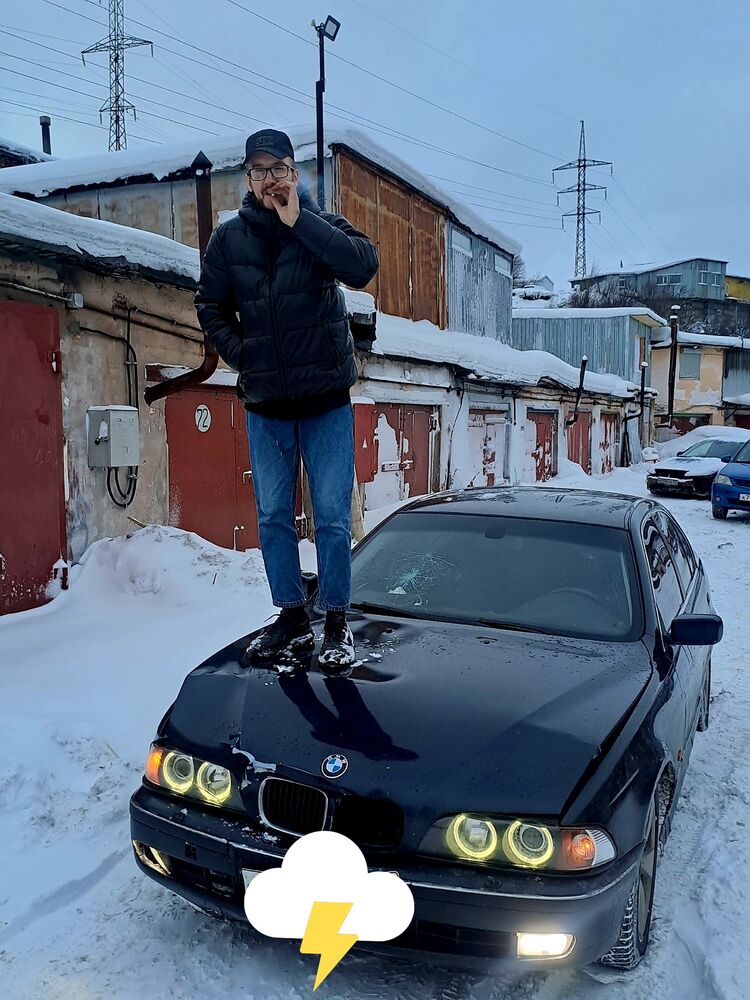  41403028  , 30 ,    