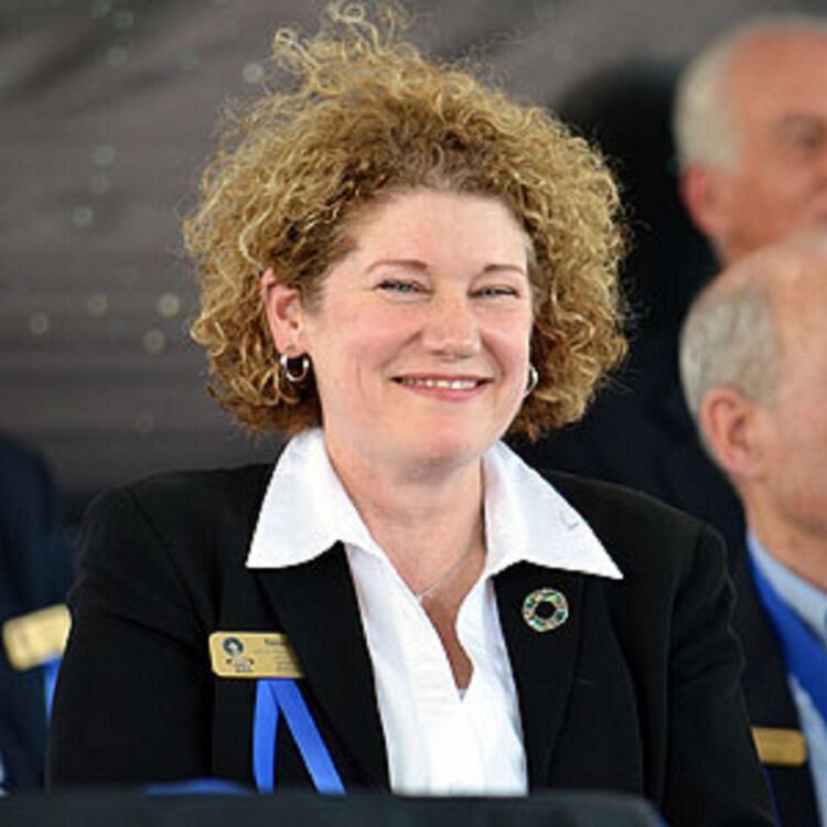 ���������� Manassas, ���� ������� Susan helms, 68 ���, ������������ ��� ������, ����� � ���������, c�������� ���������