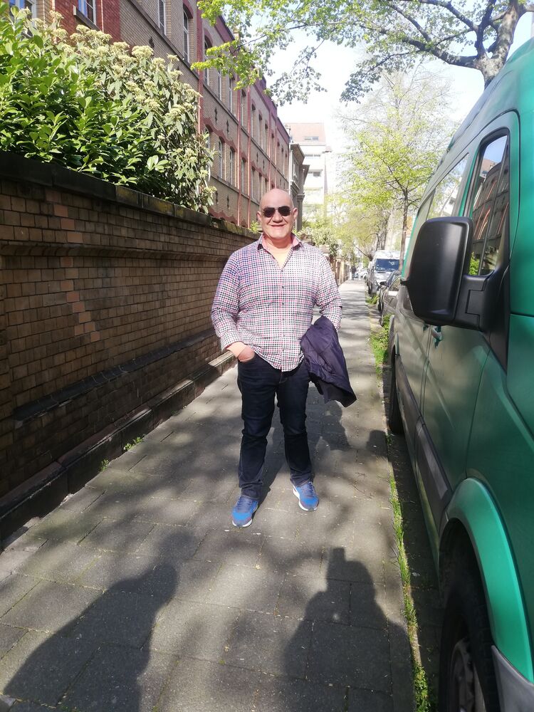  22977588  Mamu, 53 ,    Frankfurt Am Main