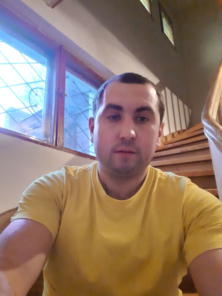  ,   Valeriu, 31 ,   ,   