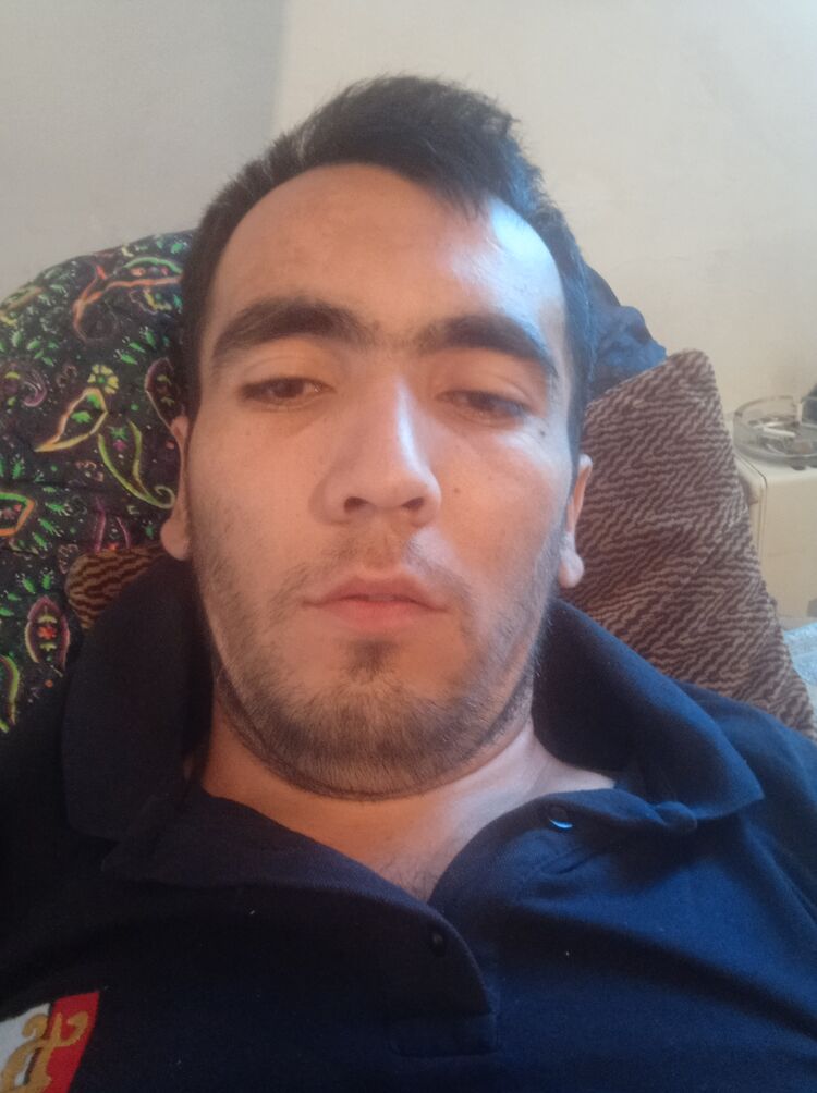  ,   Islomjon, 33 ,   ,   