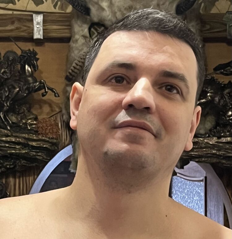  33072808  , 41 ,    