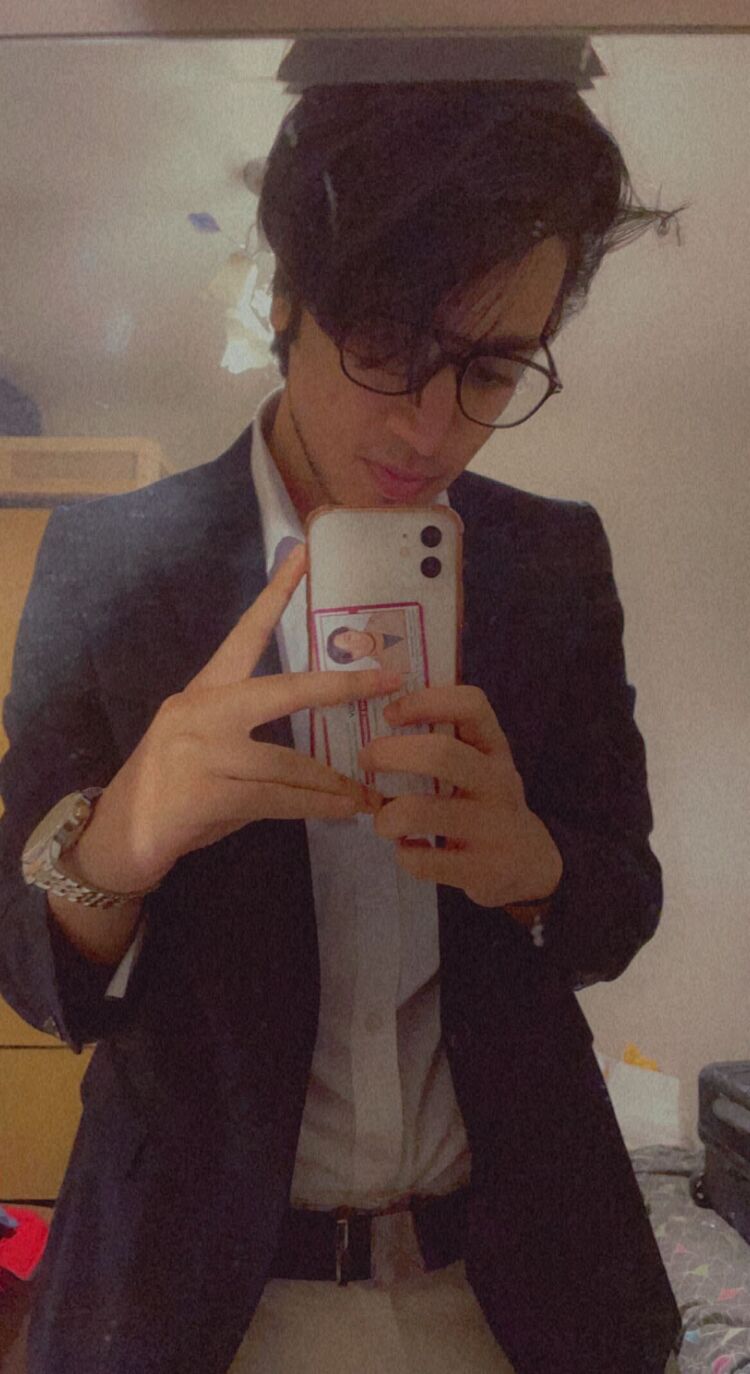  26430988  Hanzala, 25 ,    