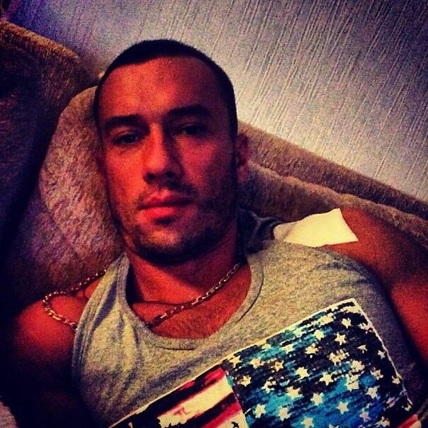  7176418  Armen, 77 ,    