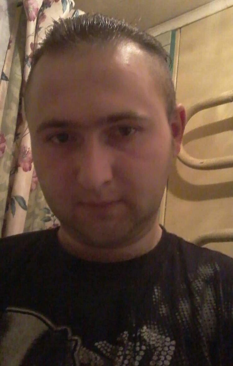  ,   Viktor, 31 ,   ,   , c , 