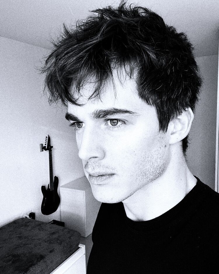 ���������� �����-���������, ���� ������� Den, 42 ����, ������������ ��� ������, ����� � ���������, c�������� ���������