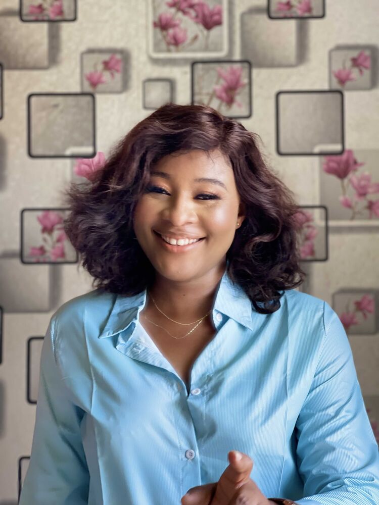 27073208  Sandy, 30 ,    Lagos