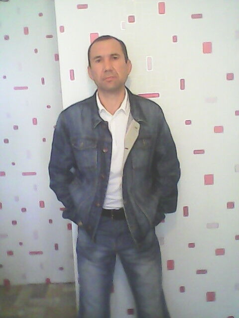  4834658  Sachaplaneta, 52 ,    