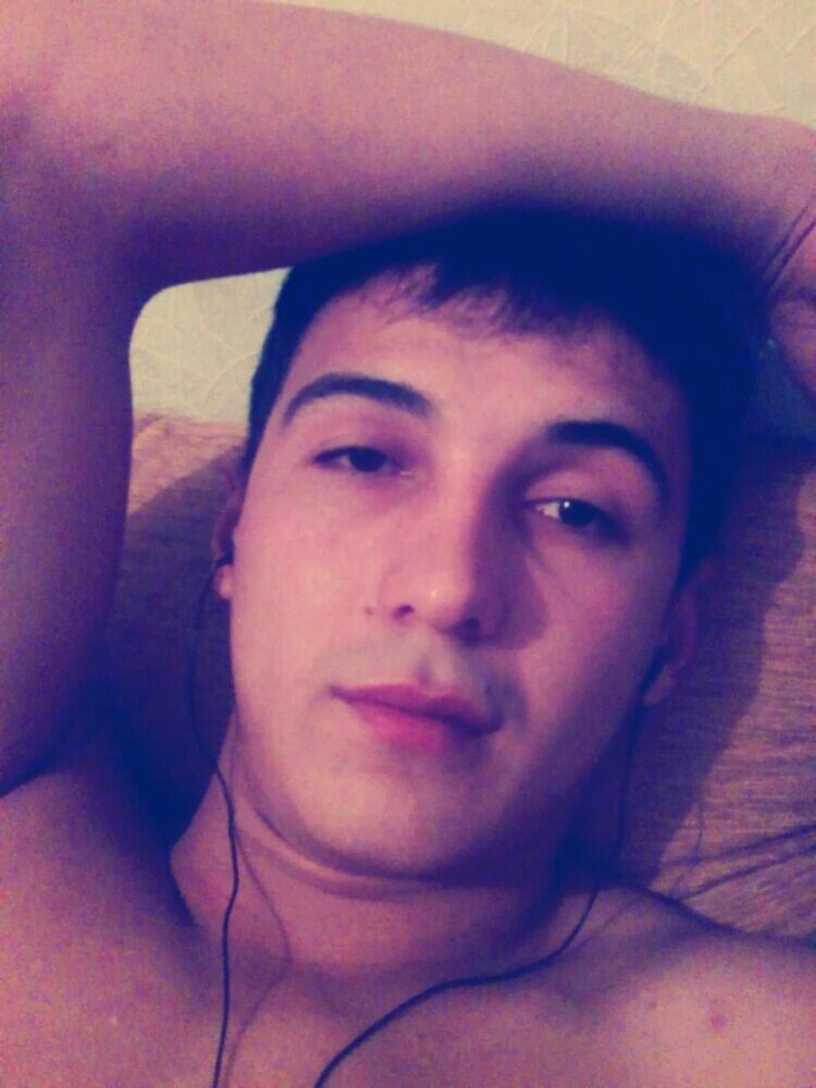  ,   Amir, 30 ,   