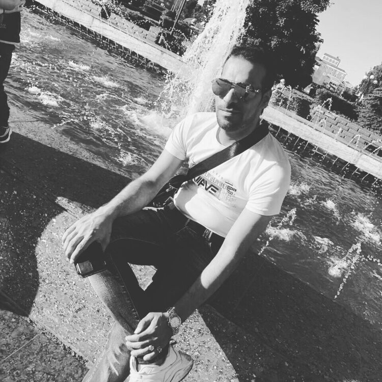 49265728  Mohammed, 39 ,    