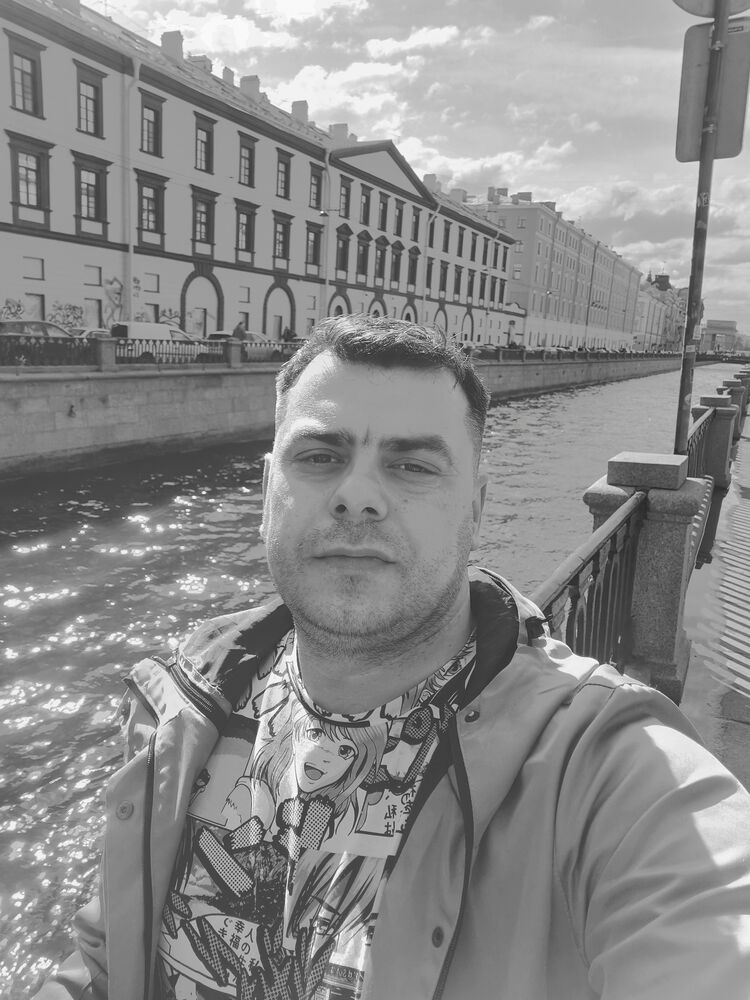  43809048  Serj, 36 ,    -