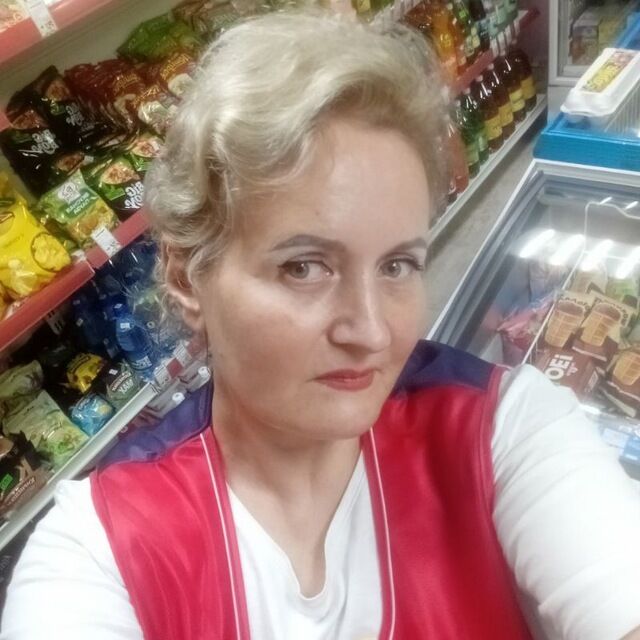  52863068  Anna, 53 ,    