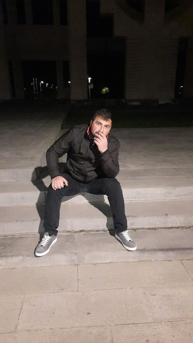  ,   Artur, 29 ,   ,   