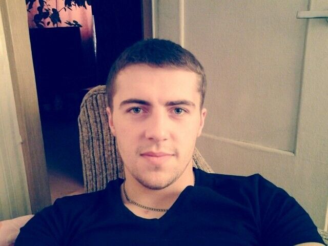  7828718  Vladimir, 33 ,    