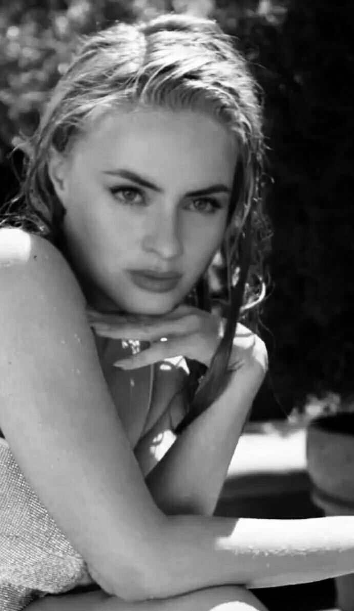  30436928  Life, 39 ,    