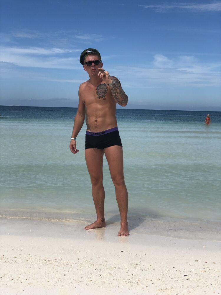 ���� 25452978 ������� �����, 34 ����, ���� ���������� � ������