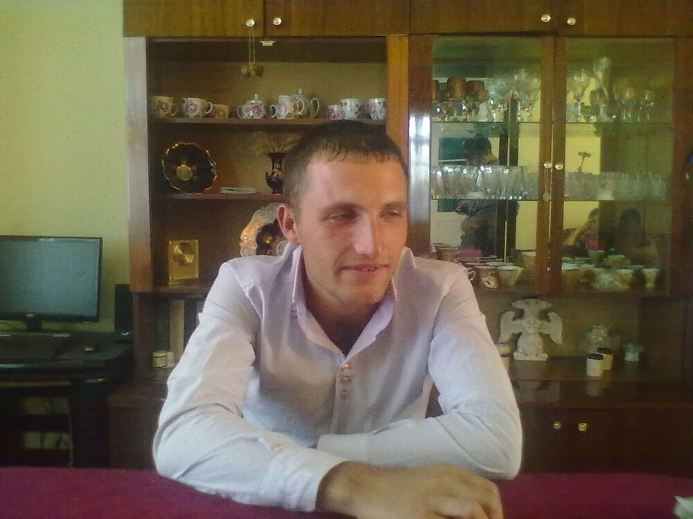  6322118  Hayk, 33 ,    