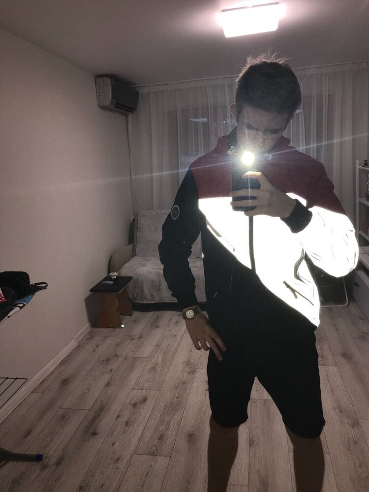  13067228  , 25 ,    