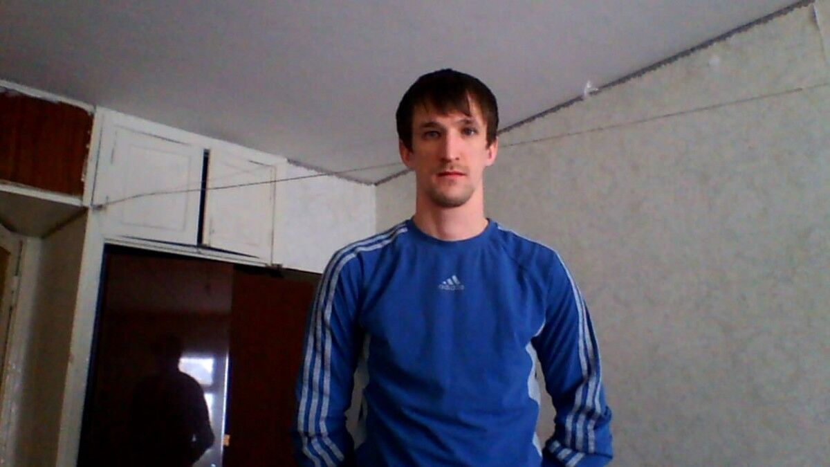  5597858  Vladi, 39 ,    