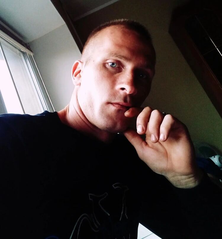  46361748  Aleksandr, 37 ,    