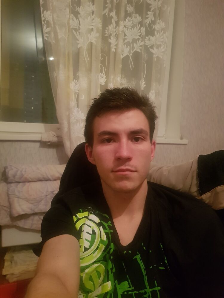  18097618  , 28 ,    -