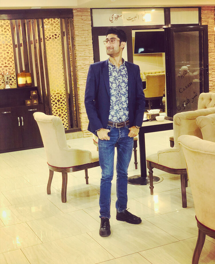 ,   Mr Hasi, 29 ,   ,   