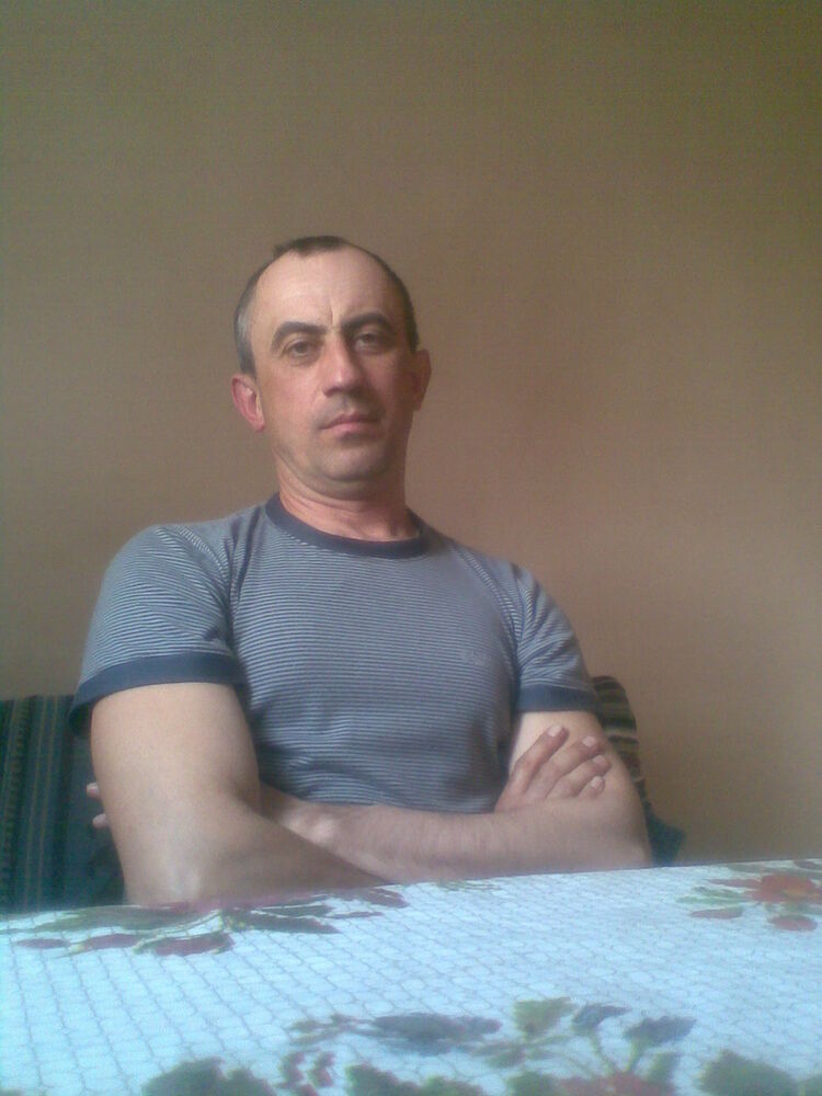  5201708  Sasha, 48 ,    