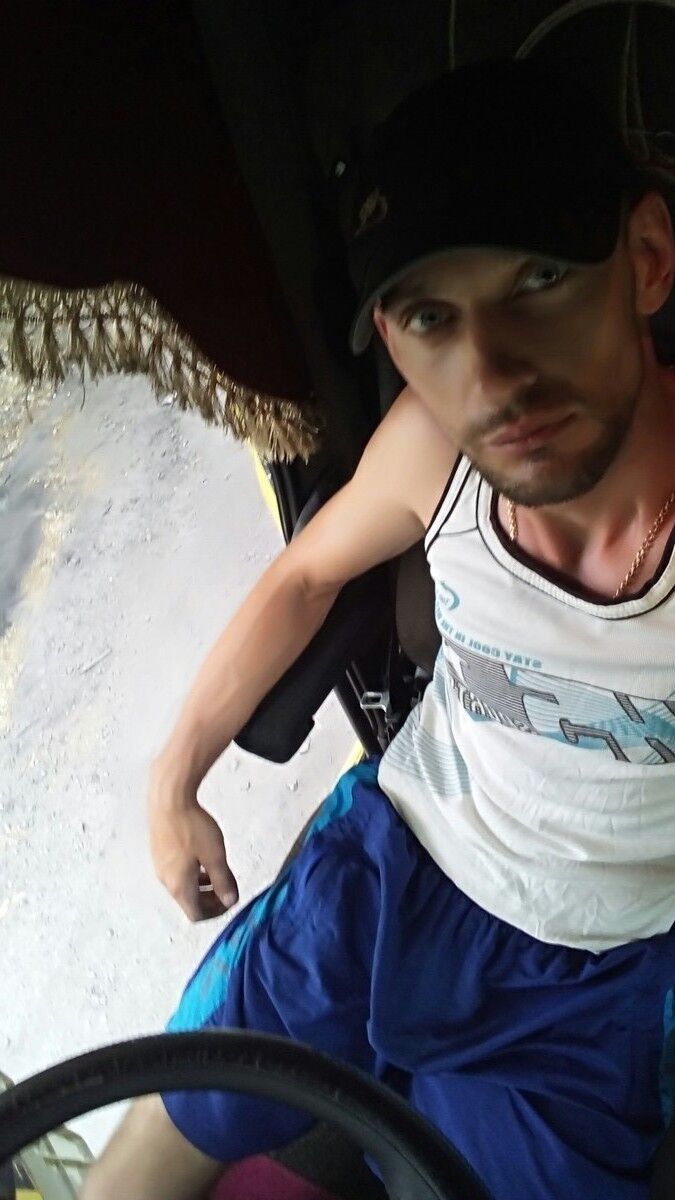  12412868  Poman, 39 ,    