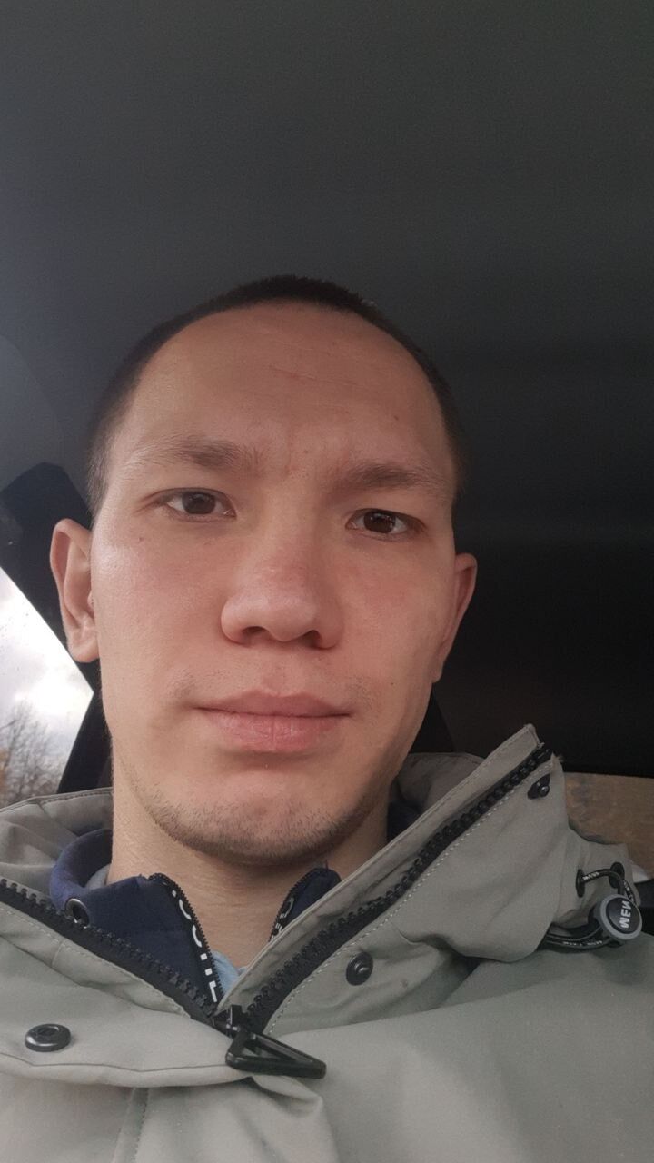  47045268  , 27 ,    
