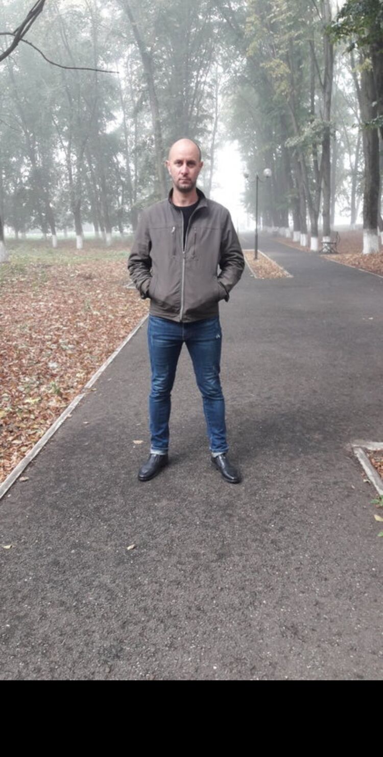  35365348  , 38 ,    -