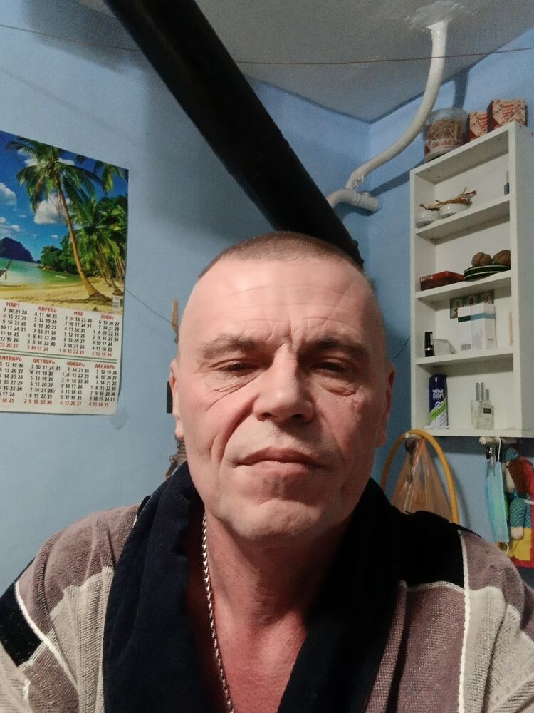  32459018  , 51 ,    