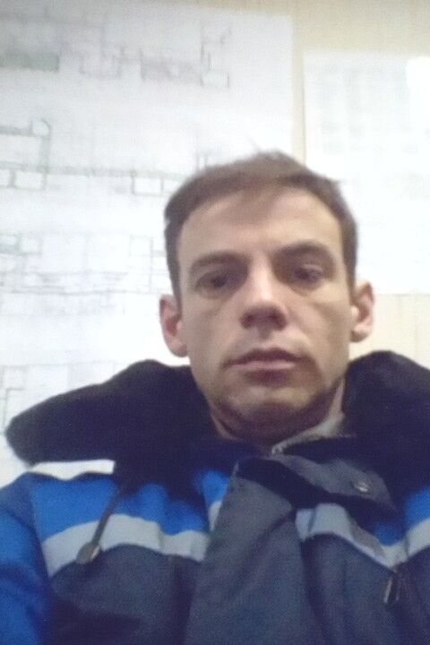  8907548  , 43 ,    -