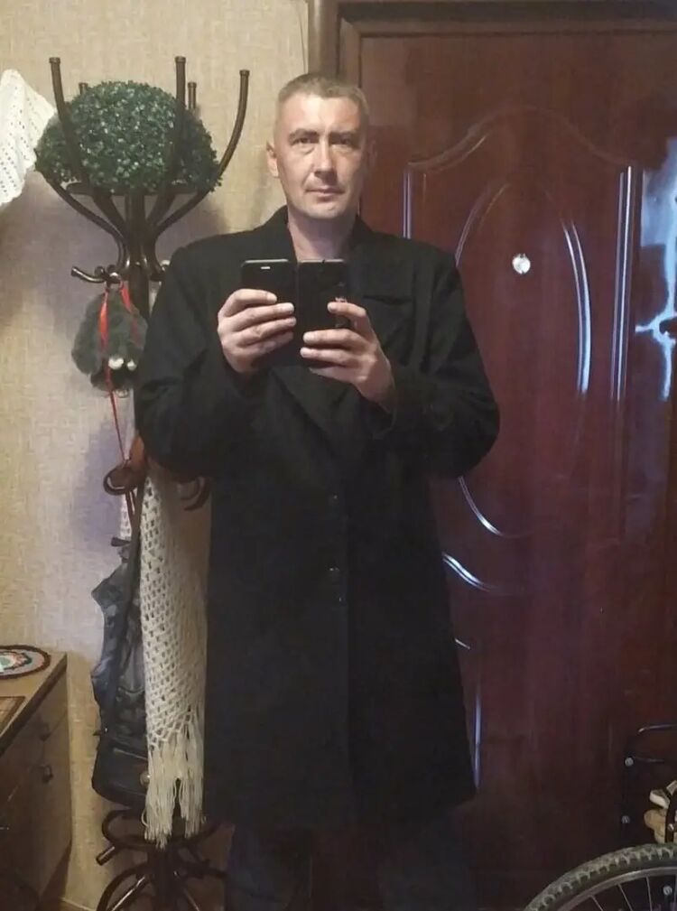  ,   Artyom, 39 ,   ,   , c , 