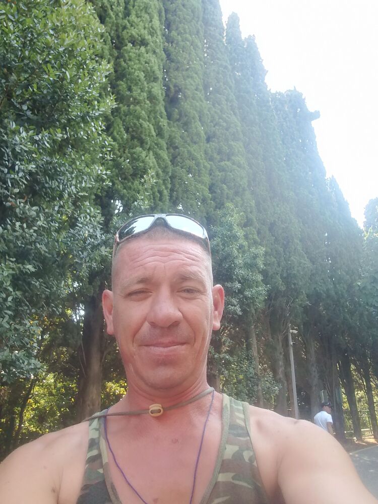  45242798  Nikolay, 41 ,    