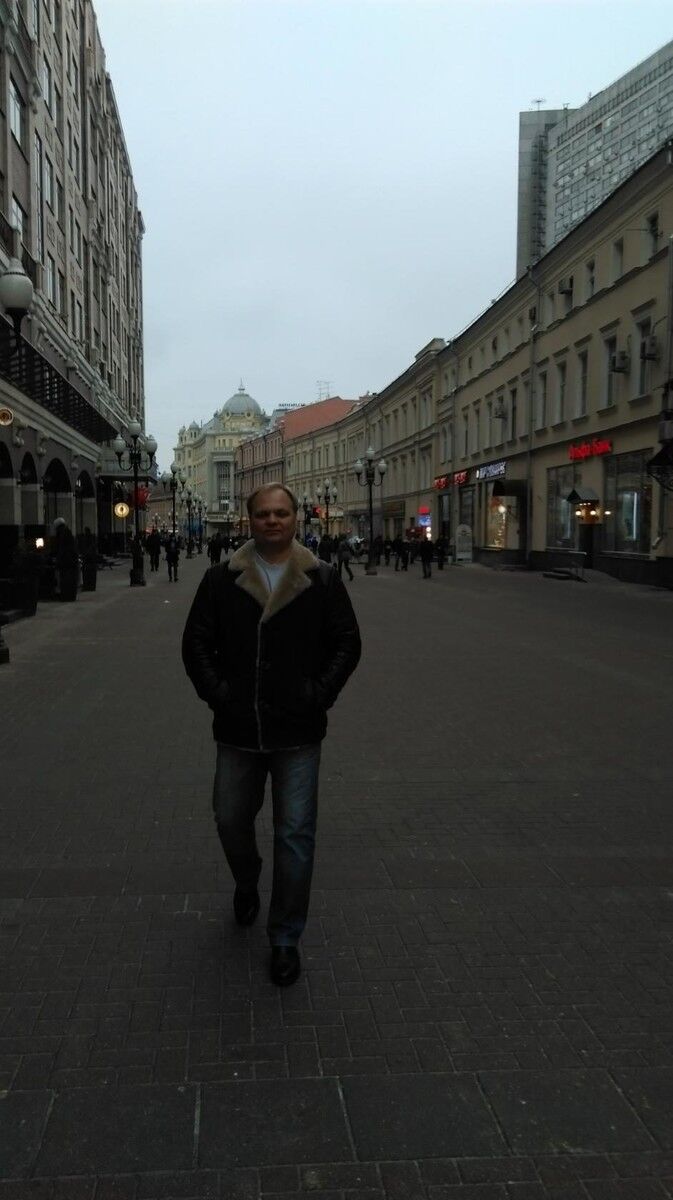  ,   OLEG, 44 ,   